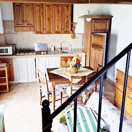 Il Borgo Di Santa Luce * Pieve di Santa Luce