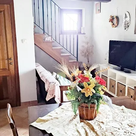 Il Borgo Di Santa Luce Pieve di Santa Luce